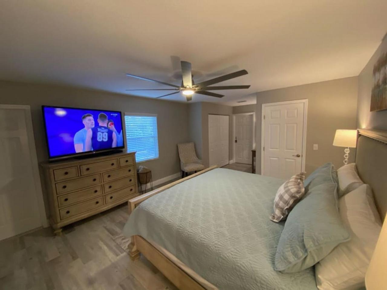 3 Bedroom 2 Bath With Hot Tub, Game Room And Boat Slip Crystal River Buitenkant foto
