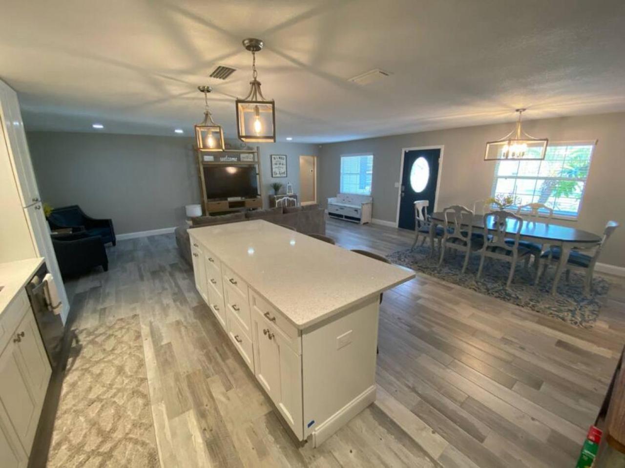 3 Bedroom 2 Bath With Hot Tub, Game Room And Boat Slip Crystal River Buitenkant foto