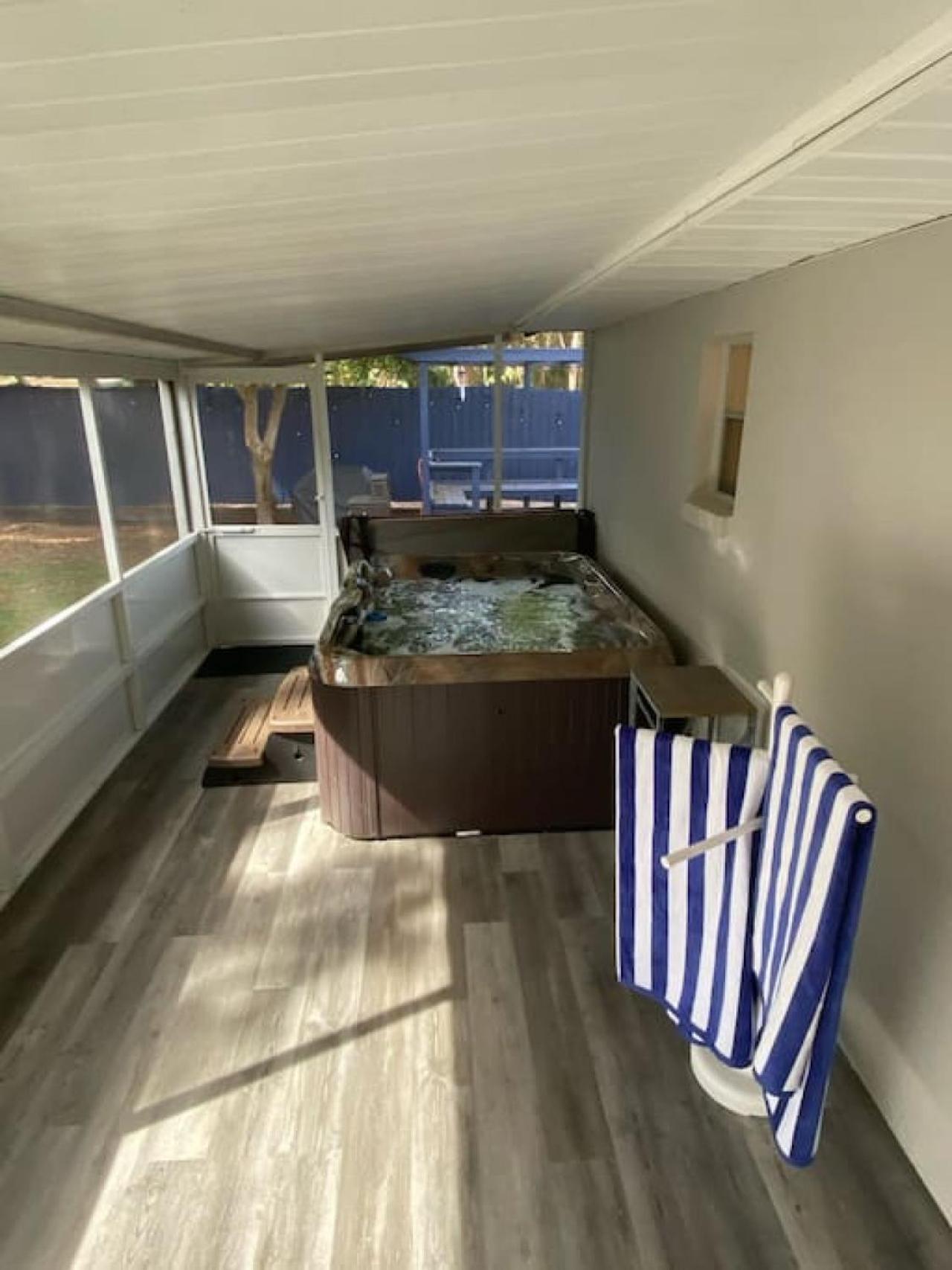 3 Bedroom 2 Bath With Hot Tub, Game Room And Boat Slip Crystal River Buitenkant foto